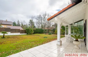 Anglet Domaine de Brindos - Villa de 1986