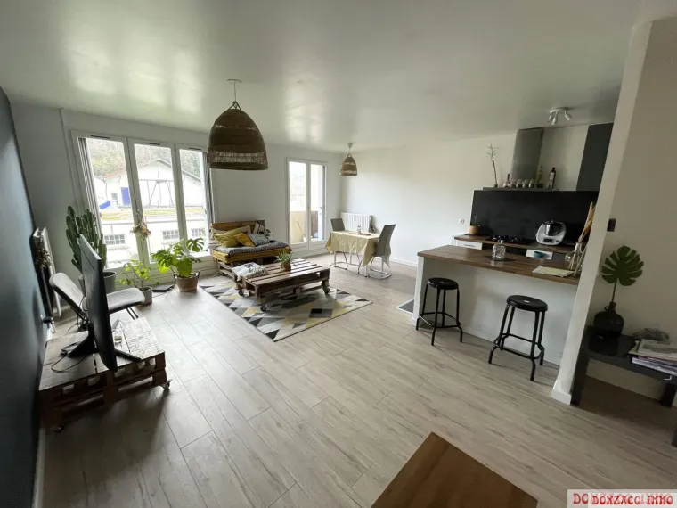 Biarritz Lahouze - Joli duplex de 103 m² au sol, pièce de vie de 30 m² + 3 chs + bureau + parking